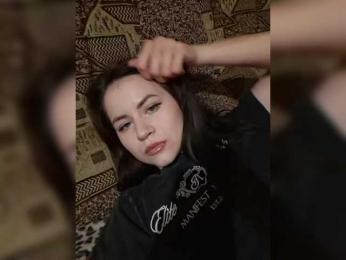Evelina130399 webcam model stream image