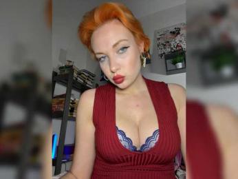 mistress-victoria-feets webcam model stream image