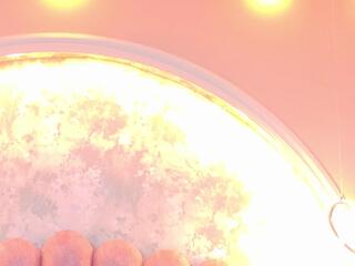 Mia Laurent webcam model stream image