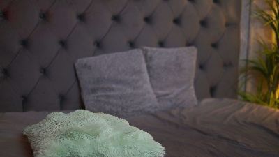 CallieDoll webcam model stream image