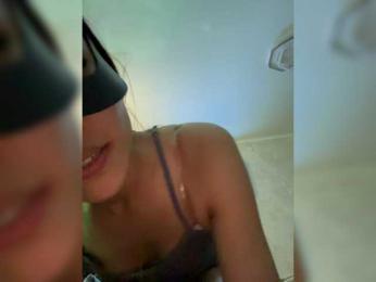 Azia_love_ webcam bongacams model stream image