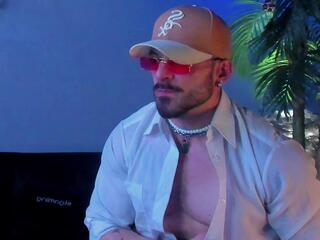 Dennis Cox webcam model stream image