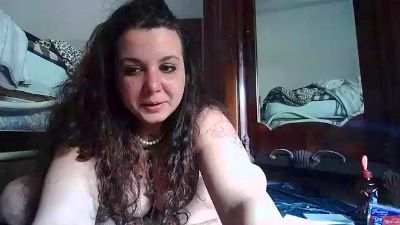 AliceBehind webcam model stream image