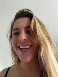 camila_vanucci- webcam model stream image