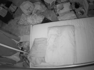 voyeurcam-julmodels-whitebed-5 webcam camsoda model stream image