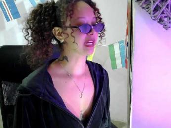 milanxbunny333 webcam bongacams model stream image
