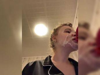_Lisichka webcam model stream image