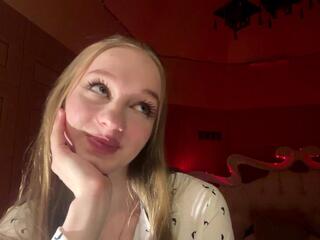 Diane Litle webcam model stream image