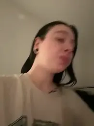 AlishaOfThorns webcam model stream image