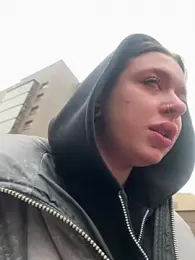 AlishaOfThorns webcam model stream image