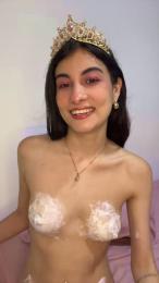 DevineSimone webcam model stream image