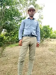 AlphaAlterX webcam model stream image