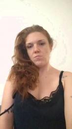 DeaRed8899 webcam model stream image