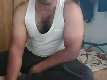 Tamil_Kishore_28 webcam model stream image