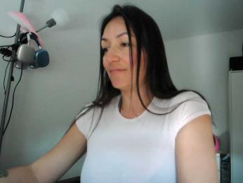 cristalboom webcam model stream image