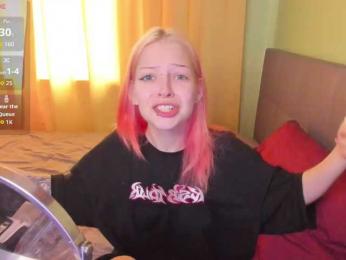LiaPetite webcam model stream image