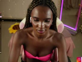 luanarisque webcam model stream image