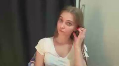 LakeshaBanana webcam model stream image