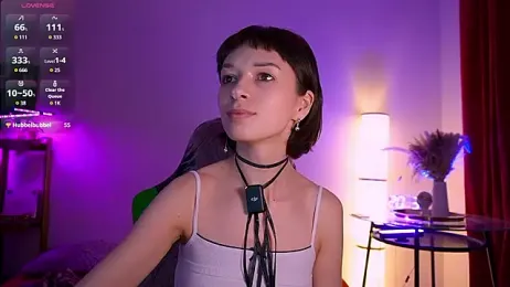 YourDarlingVivian webcam model stream image