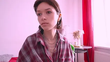 YourDarlingVivian webcam model stream image