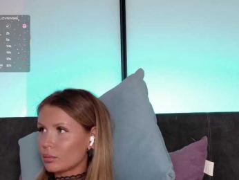 __Emmi__ webcam model stream image