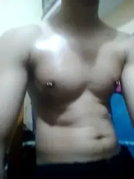 MusclesDream70 webcam model stream image