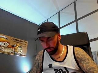 Armand webcam flirt4free model stream image