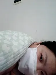 hello098712 webcam model stream image