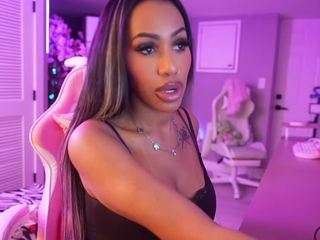 katt-leya webcam camsoda model stream image