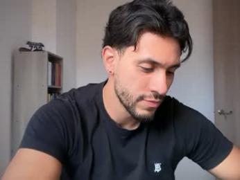 larry_jones webcam model stream image