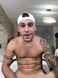Manu2620xxl webcam model stream image