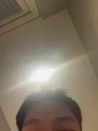 Yooo17 webcam model stream image