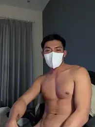 Yooo17 webcam model stream image