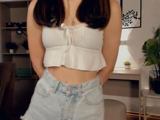 Shaina Mangiapane webcam model stream image