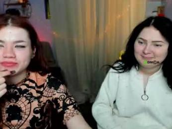 kira_kisses_ webcam model stream image