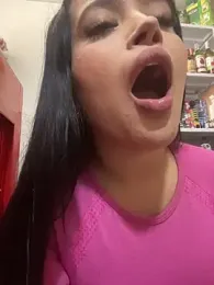 Sara_fun webcam stripchat model stream image