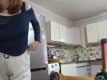 AcidCherry webcam model stream image