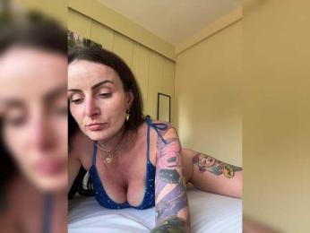 _AnnaMaria_ webcam model stream image