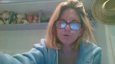 piccolaqueen webcam cam4 model stream image