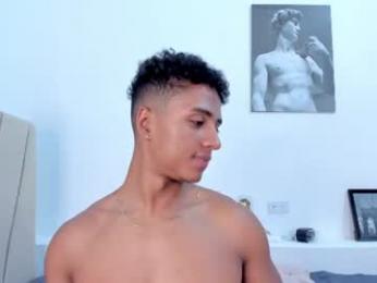 magnusking_ webcam model stream image