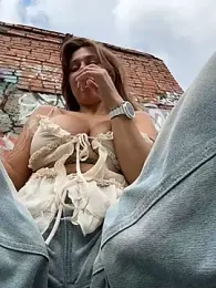 Jucie__Bomb webcam stripchat model stream image