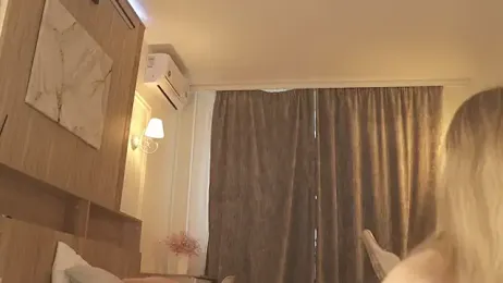 MiaThaine webcam model stream image