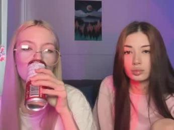 mmkakpoxyi22 webcam model stream image