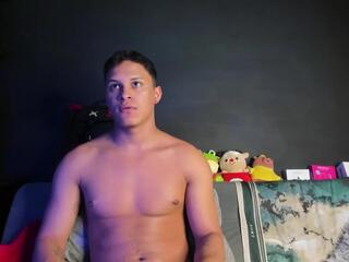 James Owenn webcam model stream image