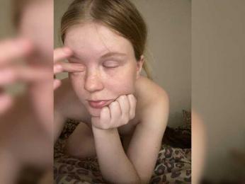 Amelia2004 webcam bongacams model stream image