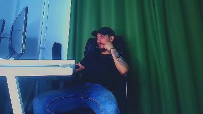 AndrewBanner webcam model stream image