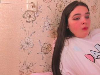 Alicenextdoor webcam bongacams model stream image