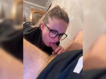 Perverse-family webcam bongacams model stream image