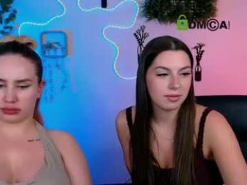 amalialowell webcam model stream image