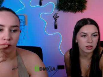 amalialowell webcam model stream image